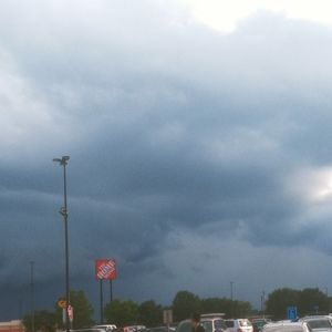 Meet your Posher, Avery